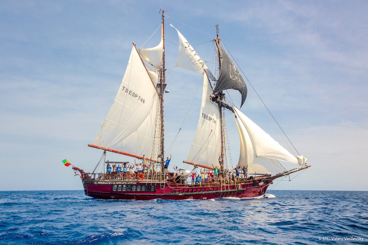 Sailing trip Dunkirk Coruña (Tall Ships Races 202021) Atyla Ship