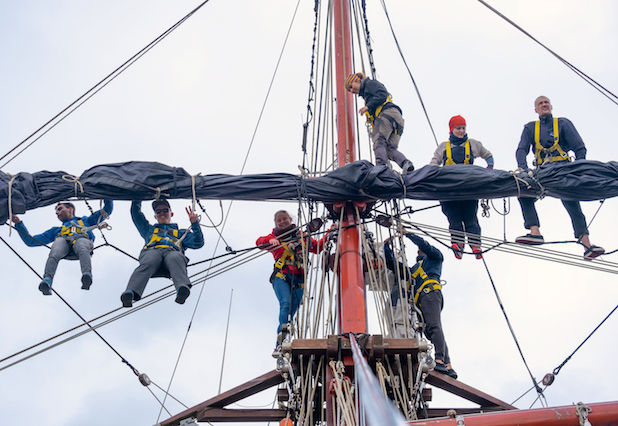Donar a personas de entornos desfavorecidos para que tengan una experiencia vital, Fundación Atyla Ship, Becas, Donaciones, Donar Paypal, Donar Bitcoin, Caridad internacional, Acción local