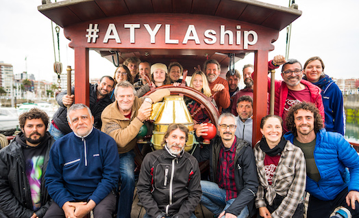 Atyla Ship Foundation Team Sailing Permacultura Objetivo De Luz Diluzidar Progetto Visibilità